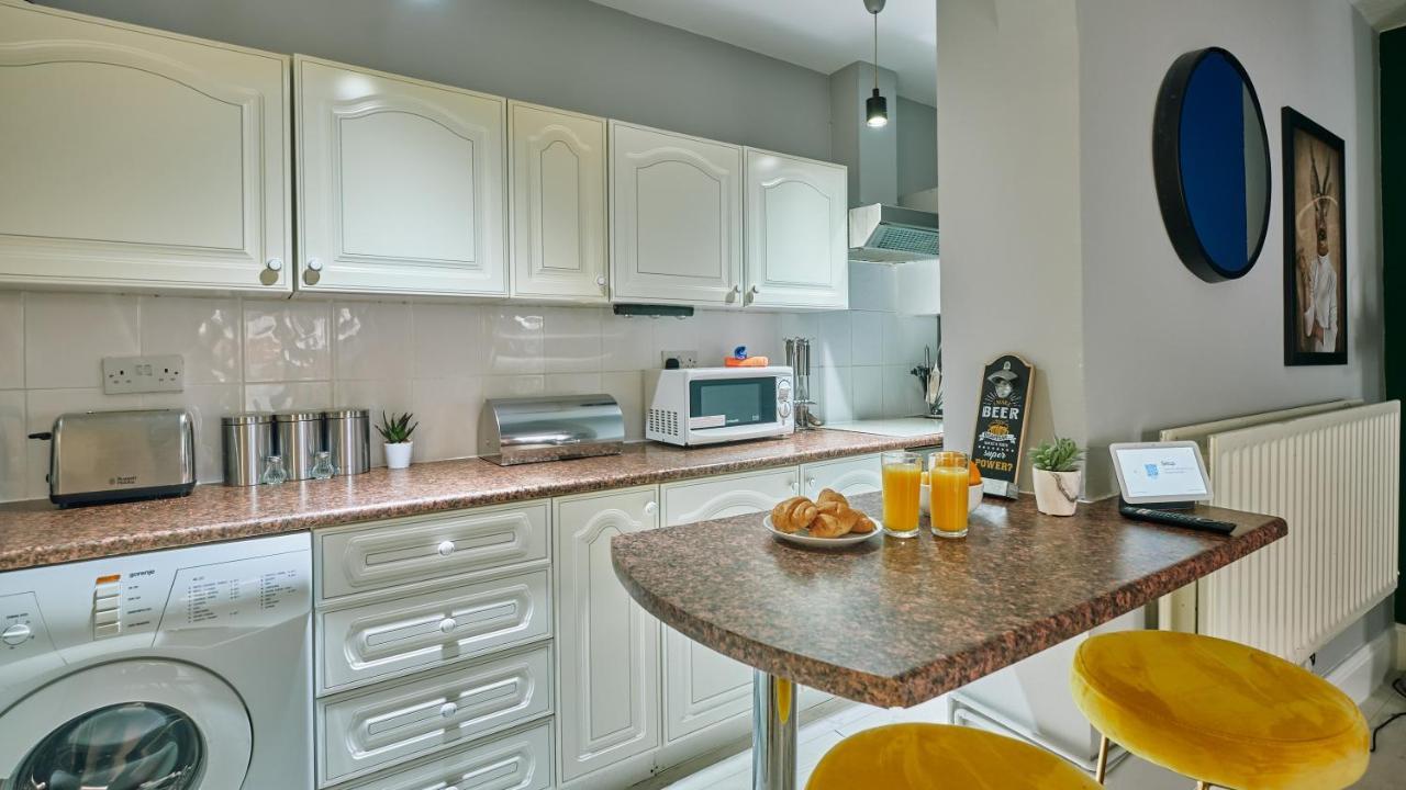 Ferienwohnung Stylish 2 BR in Clifton - Garden Bristol Exterior foto
